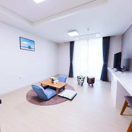 Geoje Leein Stay Hotel Exterior photo