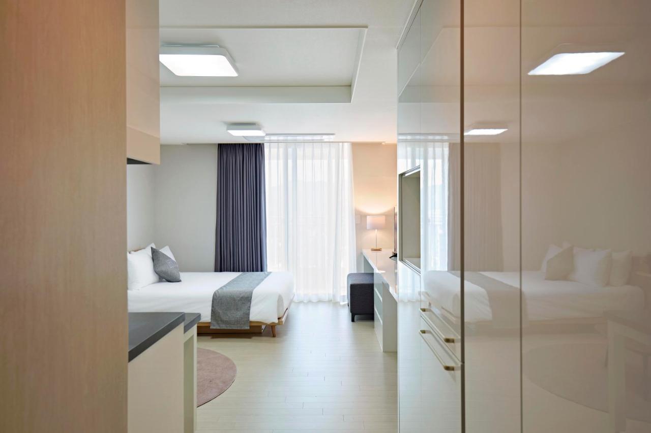 Geoje Leein Stay Hotel Exterior photo