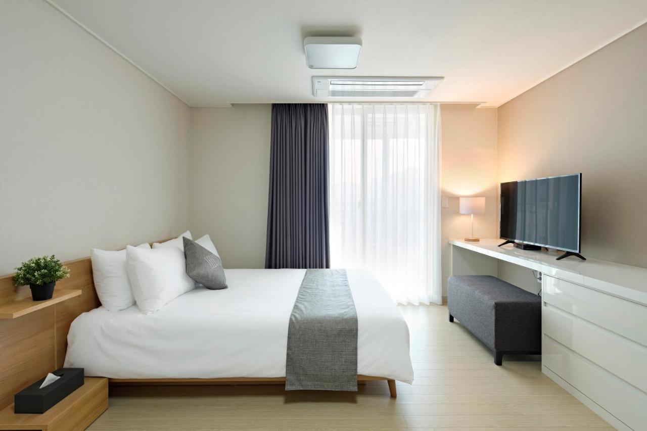 Geoje Leein Stay Hotel Exterior photo